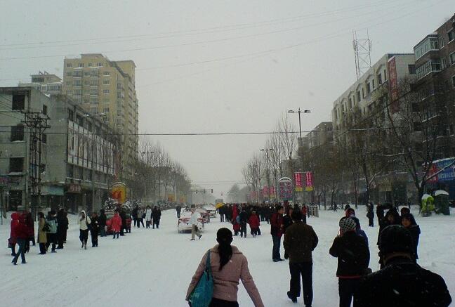 石家莊下雪啦，明天上班你知道注意什么嗎？